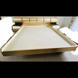 Bed with nightstands